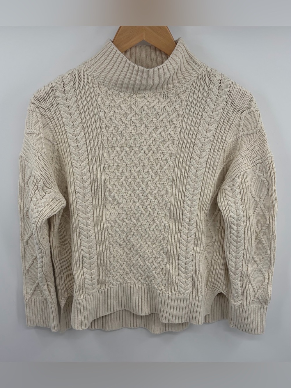 J.Crew swingy cable knit cream cotton mockneck sweater women’s XS fisherman